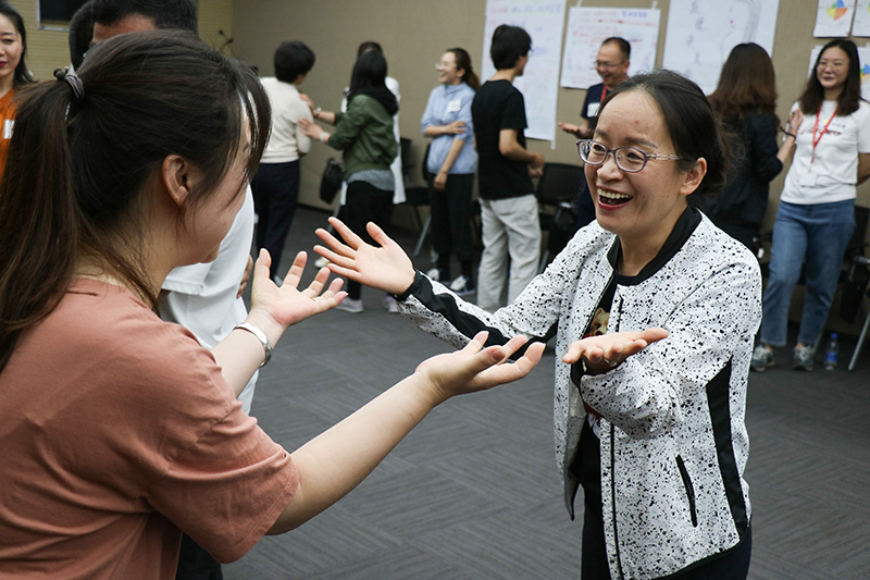 打造卓越領(lǐng)導(dǎo)力,全力沖擊新目標(biāo)(圖14) 打造卓越領(lǐng)導(dǎo)力,全力沖擊新目標(biāo)(圖14)