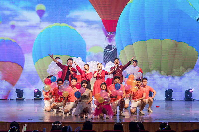 歡欣鼓舞迎新春,滿懷豪情攀高峰 | 聯橋集團2020迎新春聯歡晚會激情開演(圖5)