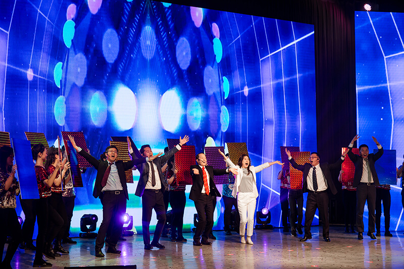 歡欣鼓舞迎新春,滿懷豪情攀高峰 | 聯橋集團2020迎新春聯歡晚會激情開演(圖45)